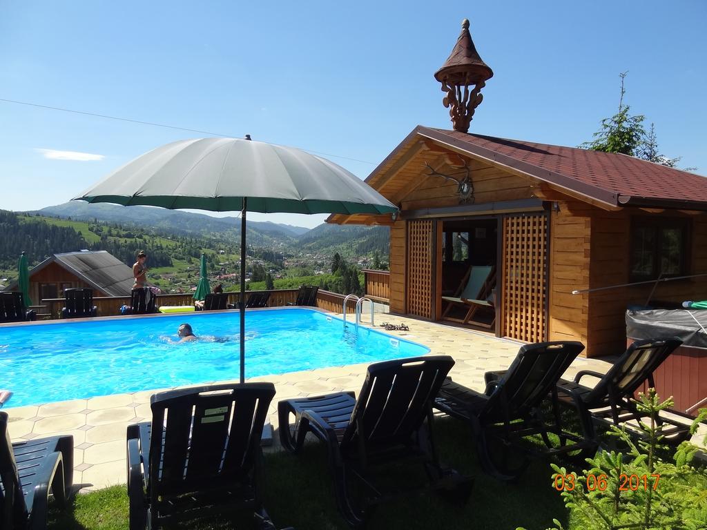 Alpenhof Pansion Slavske